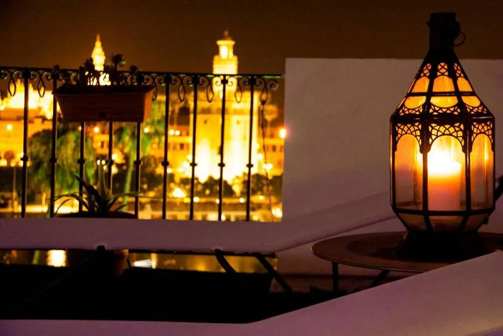 Atico Con Vistas A La Torre Del Oro Y Catedral Apartment Seville Spain