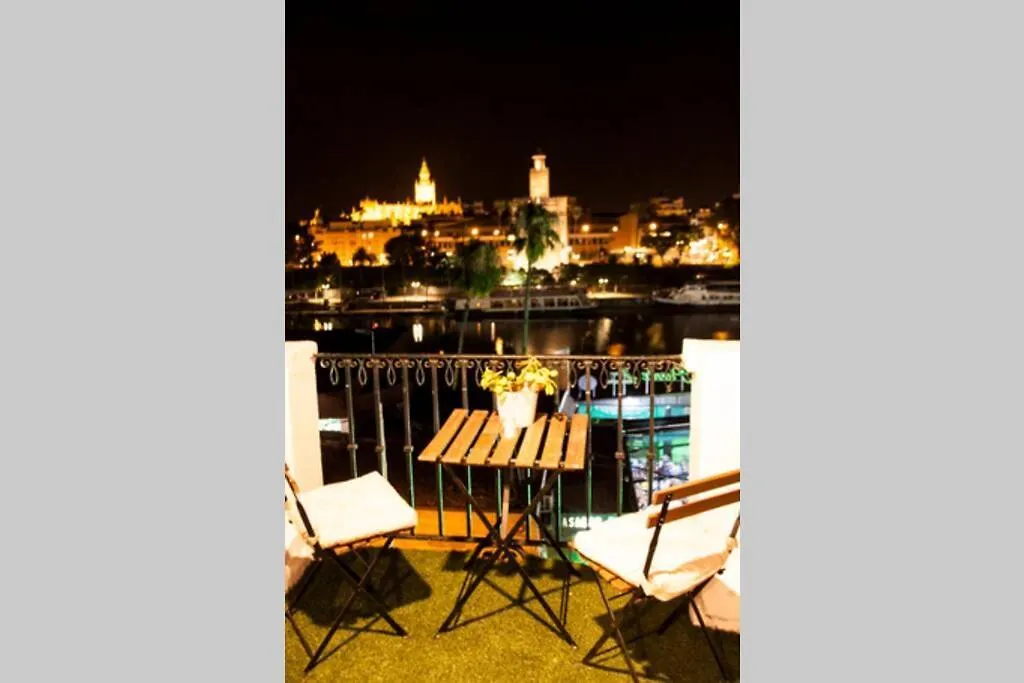 Atico Con Vistas A La Torre Del Oro Y Catedral Apartment Seville