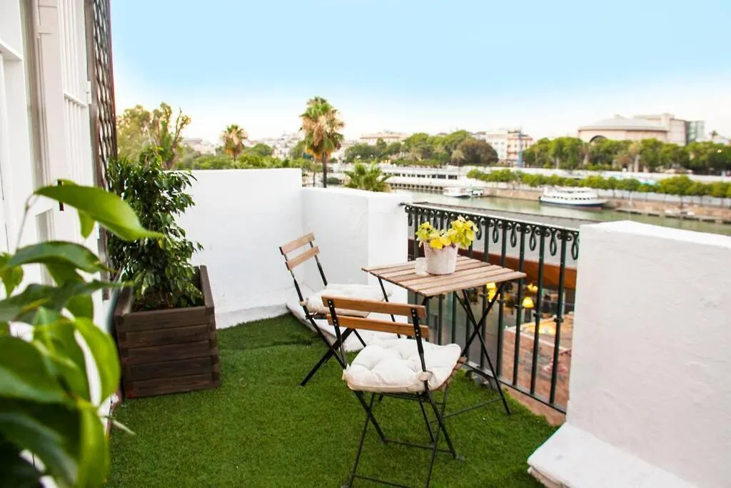 Atico Con Vistas A La Torre Del Oro Y Catedral Apartment Seville
