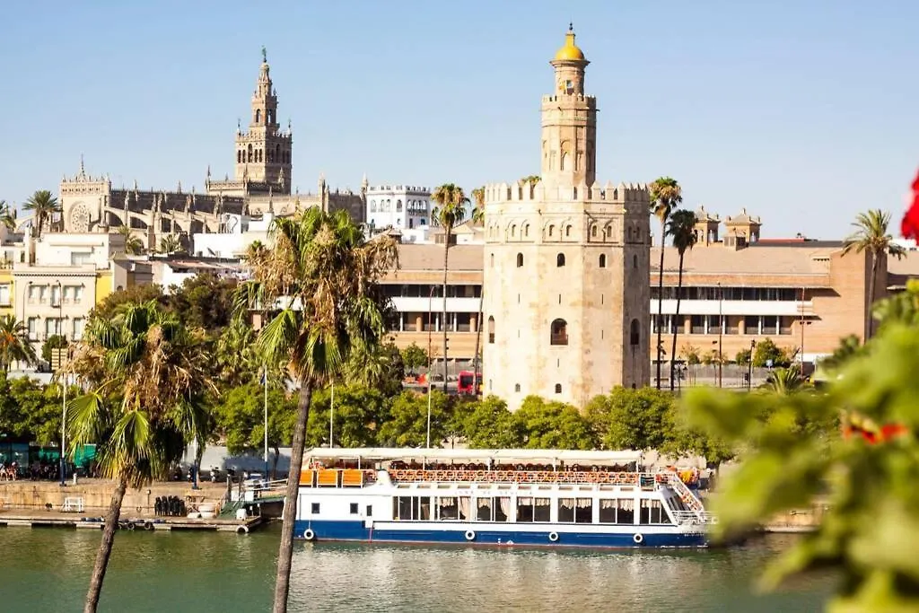 Atico Con Vistas A La Torre Del Oro Y Catedral Apartment Seville